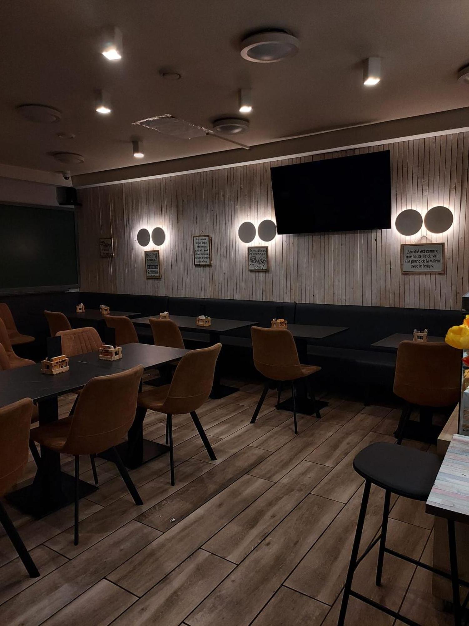 Le New Matinal Hotel La Louviere Ngoại thất bức ảnh