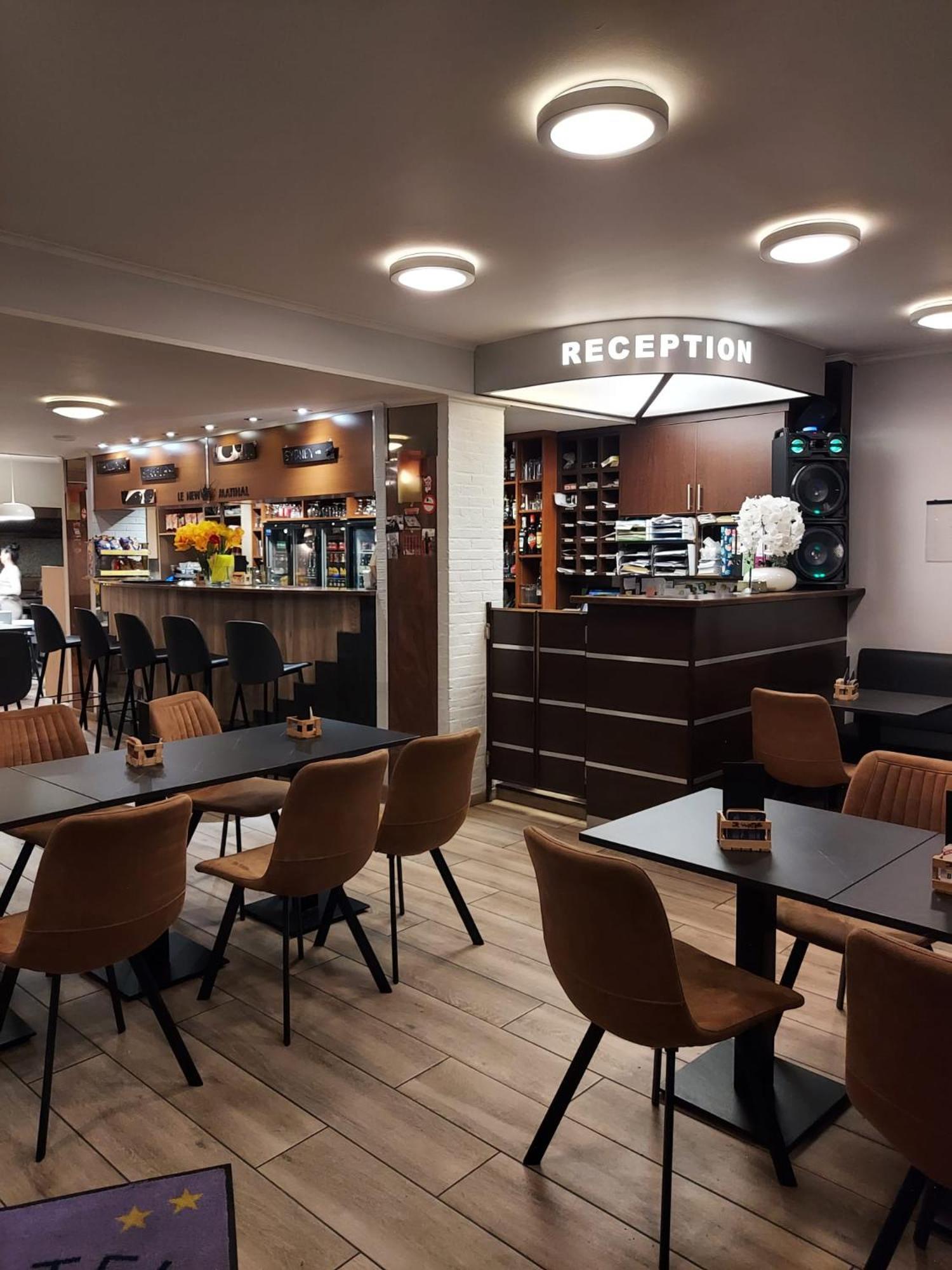Le New Matinal Hotel La Louviere Ngoại thất bức ảnh