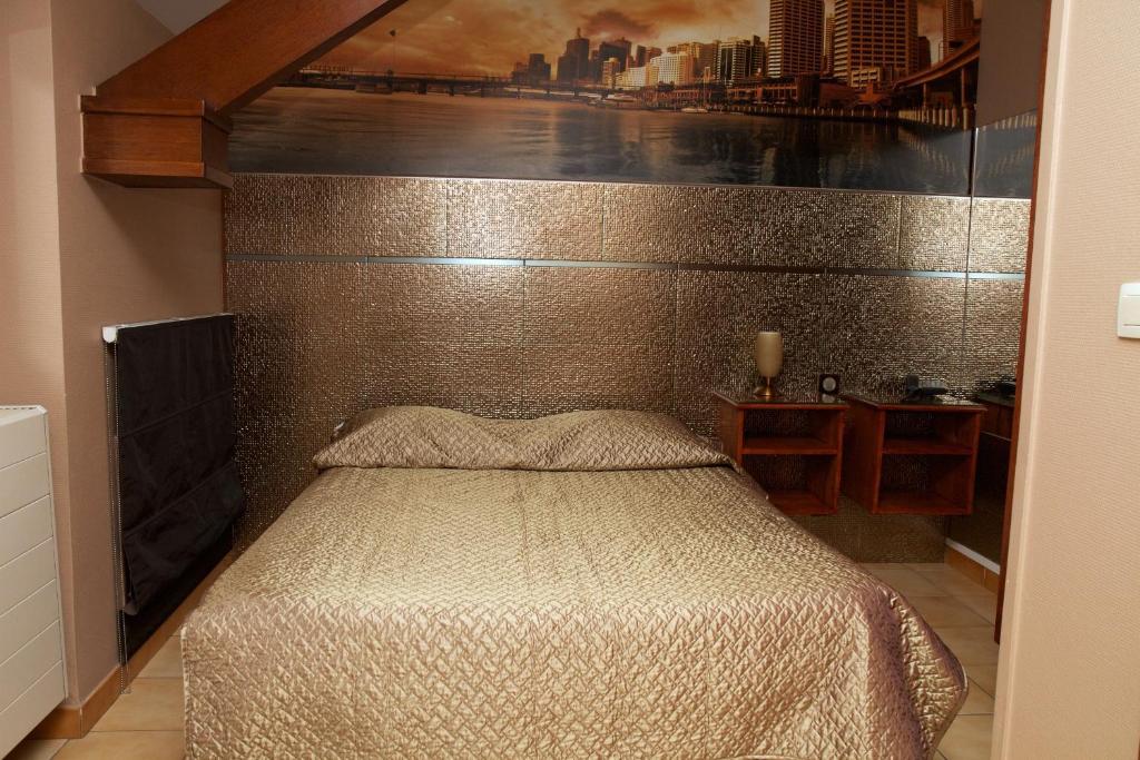 Le New Matinal Hotel La Louviere Phòng bức ảnh